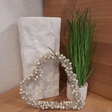 Pitsche Apartment *